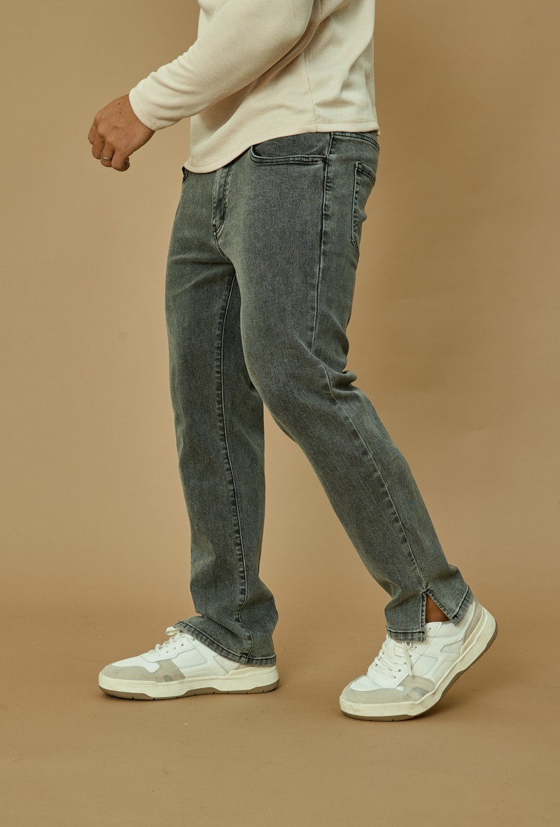 jean-regular-fit-a-ourlets-fendus